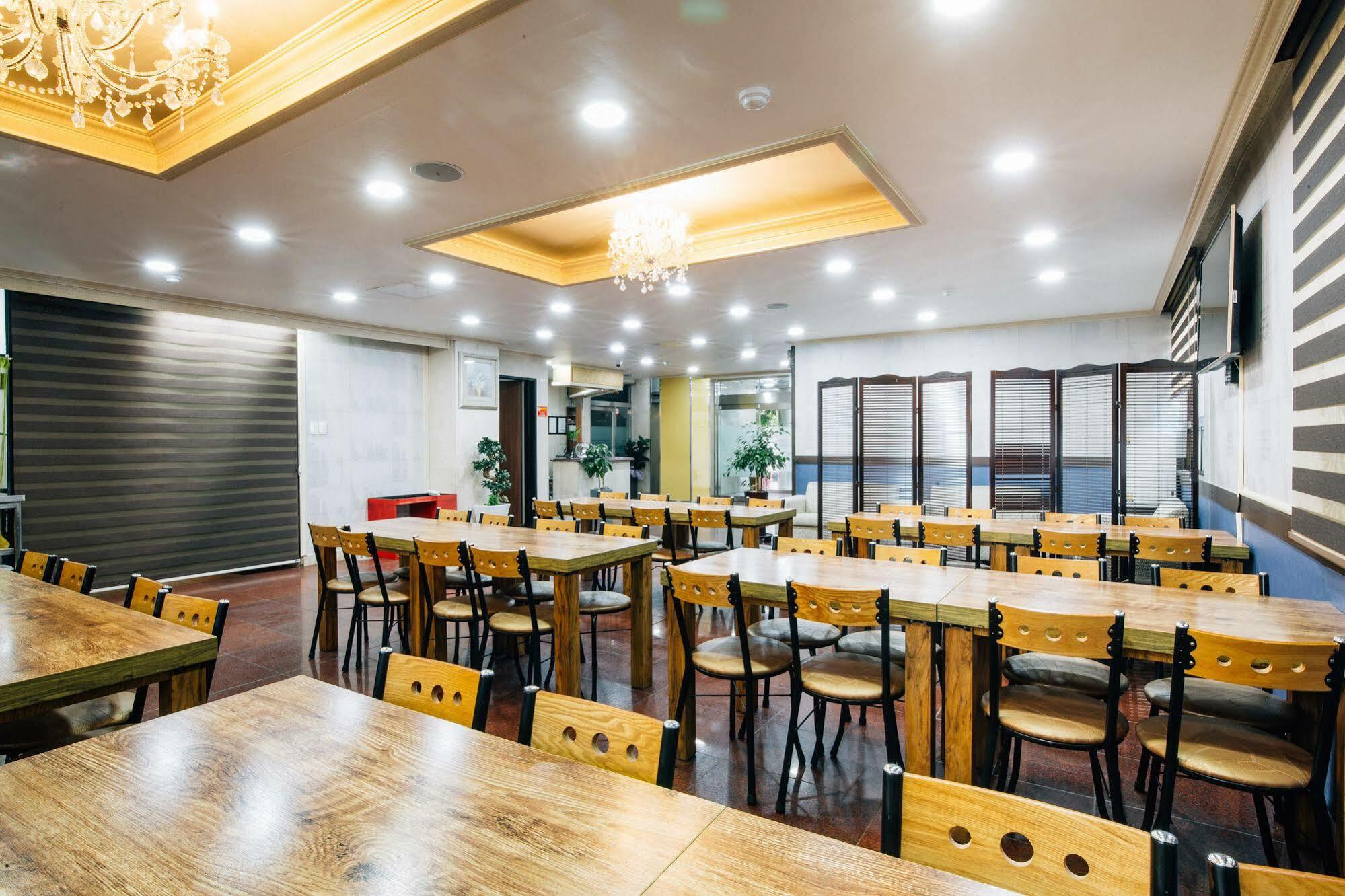 Oakra Hotel 제주 외부 사진