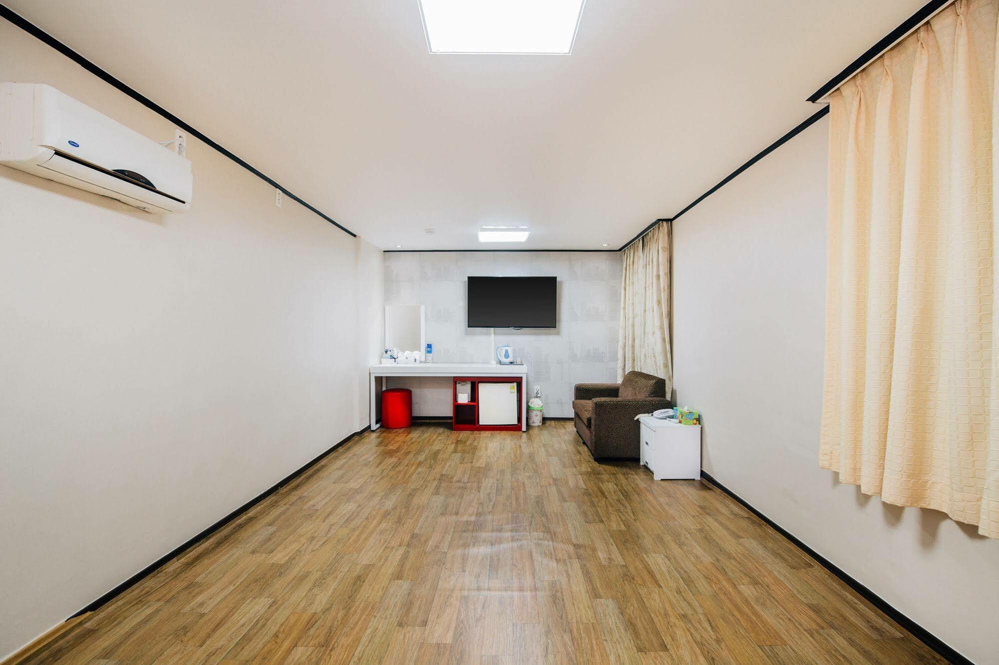 Oakra Hotel 제주 외부 사진